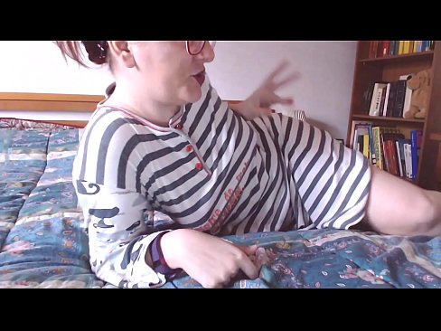 ❤️ この大きな黒いチンコを口に含む小さな奴隷 ❤ ヤリマン。at ja.porngifmag-com.ru ❌️❤